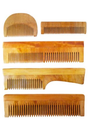 Wooden comb pack